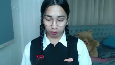 Snapshot of lovelymae18 chatting on February 26, 2026, 10:42 pm lovelymae18 online show from February 26, 2026, 10:42 pm