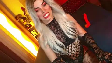 Snapshot of lovelymiss_shyna11 chatting on May 27, 2026, 5:32 pm lovelymiss_shyna11 online show from May 27, 2026, 5:32 pm