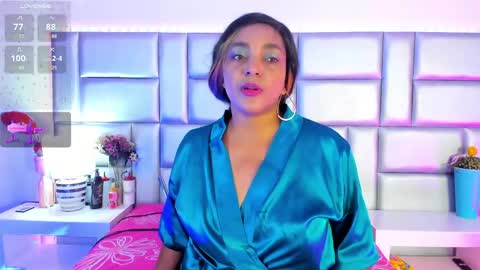 Snapshot of lovelynickyy chatting on May 19, 2026, 12:11 pm Nicky online show from May 19, 2026, 12:11 pm
