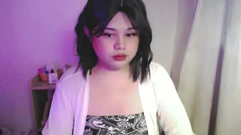 lovely online show from May 20, 2026, 4:18 am