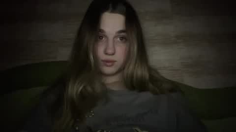 Snapshot of lovelysilk_63 chatting on February 13, 2026, 11:34 pm ELA online show from February 13, 2026, 11:34 pm