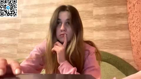 Snapshot of lovelysilk_63 chatting on February 23, 2026, 9:01 pm ELA online show from February 23, 2026, 9:01 pm