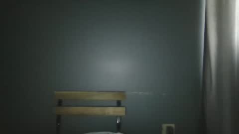 lovemyblackdickcum online show from November 18, 2025, 3:49 pm