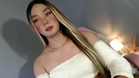 Snapshot of lovers_moon22 chatting on January 18, 2025, 9:55 pm lovers moon22 online show from January 18, 2025, 9:55 pm