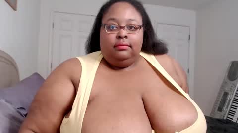 Alyson online show from January 20, 2025, 1:28 am