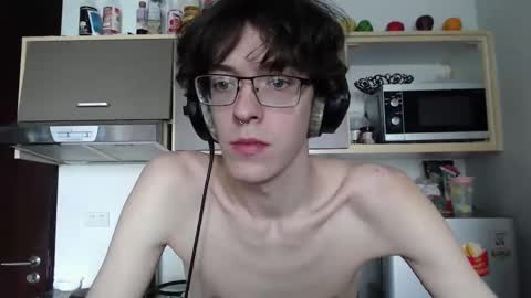 LovesomeCookie online show from October 10, 2025, 6:01 am