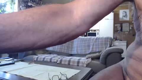 aaron online show from September 20, 2025, 9:43 am