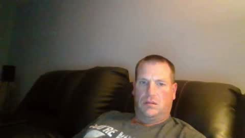 lovetocum37 online show from November 17, 2025, 3:01 am