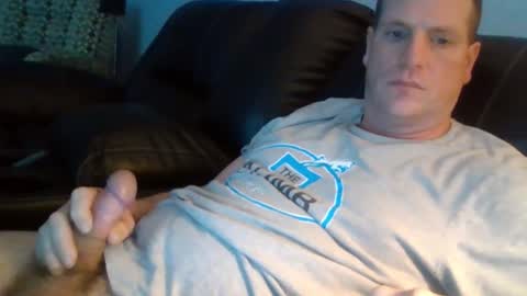 lovetocum37 online show from February 20, 2026, 10:32 pm