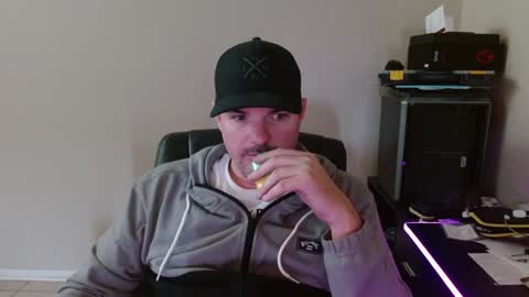 Snapshot of lovetofps chatting on January 16, 2025, 10:02 pm Love2Game online show from January 16, 2025, 10:02 pm