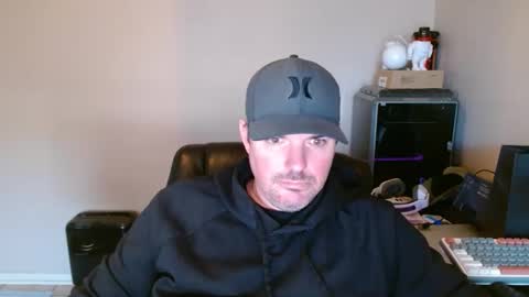 Snapshot of lovetofps chatting on February 25, 2026, 12:42 am Love2Game online show from February 25, 2026, 12:42 am