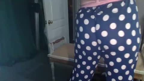 lovetubes101 online show from March 9, 2026, 1:53 am