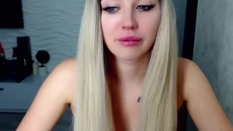 Rosie  online show from January 12, 2025, 4:50 pm