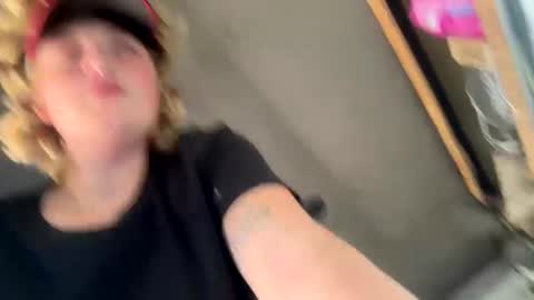 StacyMaeWish online show from March 11, 2025, 7:36 pm