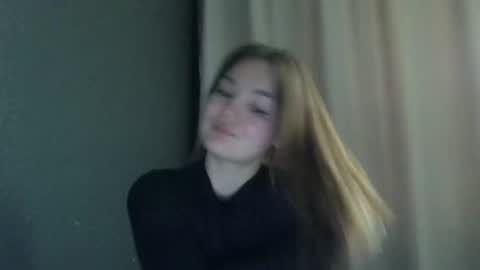 loviesimone online show from October 8, 2025, 9:18 am