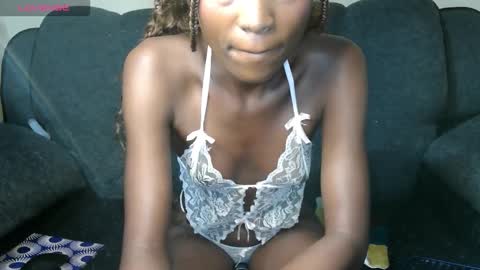 Lovydede online show from November 7, 2025, 3:34 pm