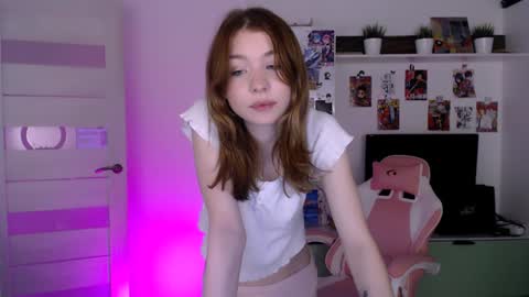 Loly online show from December 27, 2024, 3:31 am