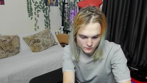 Snapshot of loyasteve chatting on January 18, 2025, 9:24 am VECTORSTEVEPVT IS OPEN online show from January 18, 2025, 9:24 am