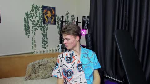 Snapshot of loyasteve chatting on January 25, 2025, 5:51 pm VECTORSTEVEPVT IS OPEN online show from January 25, 2025, 5:51 pm