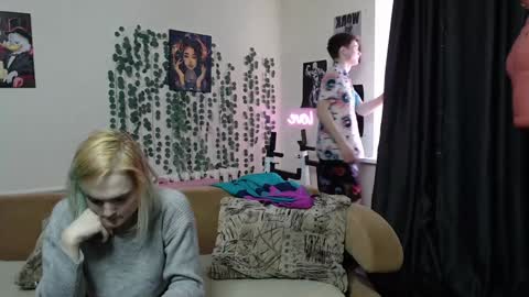 Snapshot of loyasteve chatting on February 7, 2025, 9:26 am VECTORSTEVEPVT IS OPEN online show from February 7, 2025, 9:26 am