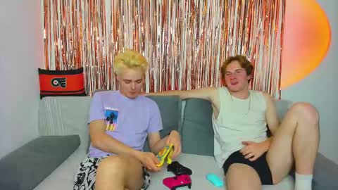 Snapshot of loyasteve chatting on October 29, 2025, 6:42 pm VECTORSTEVEPVT IS OPEN online show from October 29, 2025, 6:42 pm