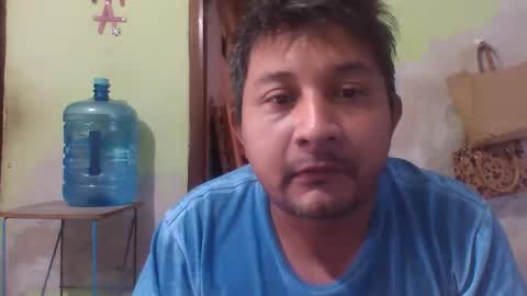 lpmauriciosantamaria online show from February 15, 2026, 4:03 pm