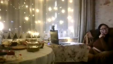 Lu krecia online show from January 18, 2025, 3:16 pm