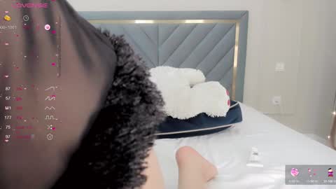 lu_mina online show from January 19, 2025, 1:21 am