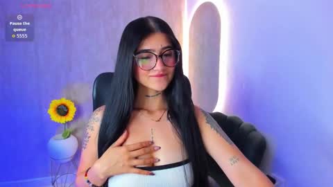 Luana online show from September 29, 2025, 12:10 pm