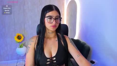 Luana online show from October 28, 2025, 12:09 pm