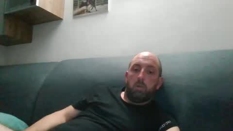 Luca online show from October 7, 2025, 8:50 pm