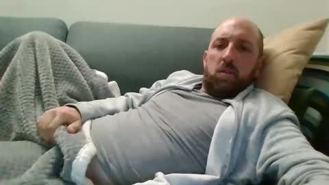 Luca online show from April 24, 2026, 6:10 pm