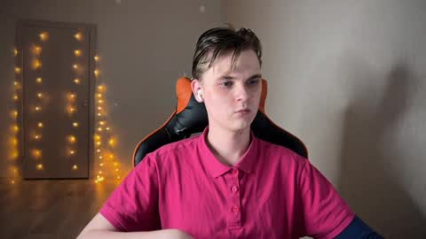 Lucas Gill online show from January 18, 2025, 10:28 pm