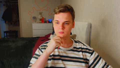 Lucas Gill online show from December 18, 2025, 6:41 am