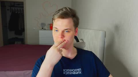 Lucas Gill online show from March 17, 2026, 12:59 am