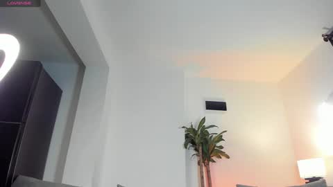 LUCA SANTOS online show from January 4, 2025, 7:03 am