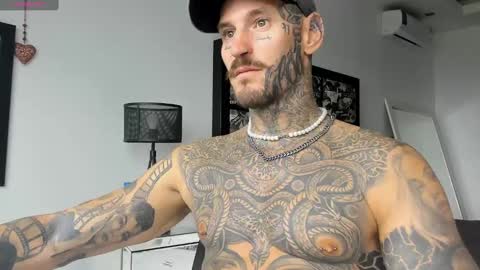 Snapshot of lucasexclusive chatting on January 25, 2025, 4:23 am lucasexclusive online show from January 25, 2025, 4:23 am