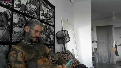 Snapshot of lucasexclusive chatting on February 14, 2025, 6:45 am lucasexclusive online show from February 14, 2025, 6:45 am