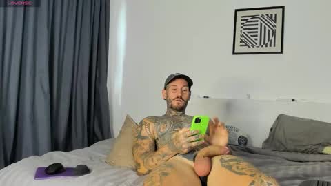 lucasexclusive online show from December 14, 2025, 5:02 am