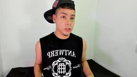 LUCAS TORREZ online show from March 17, 2026, 7:39 pm