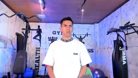 Lucca Moreti online show from June 16, 2026, 3:42 am