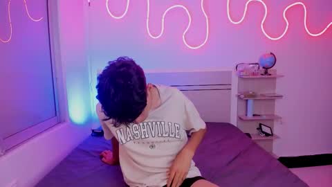 Luccas Ferreira online show from November 18, 2025, 7:07 pm