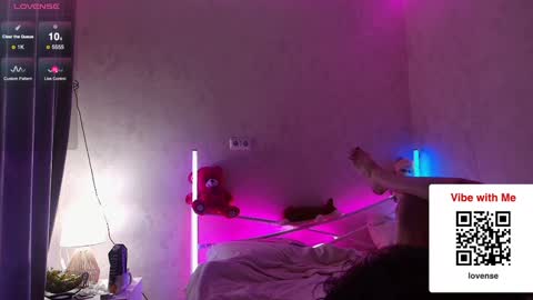 Alex online show from February 2, 2025, 2:13 pm