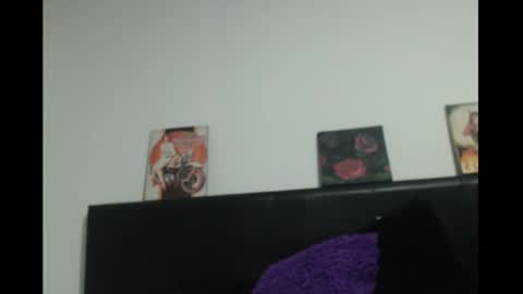 Lulu DCarton online show from February 25, 2026, 3:38 am