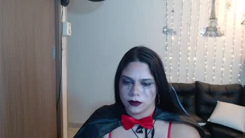 Snapshot of lucia_ht chatting on October 21, 2025, 2:45 am LUCIA online show from October 21, 2025, 2:45 am