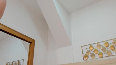 Snapshot of lucia_lorenz chatting on February 5, 2026, 11:26 am lucia_lorenz online show from February 5, 2026, 11:26 am