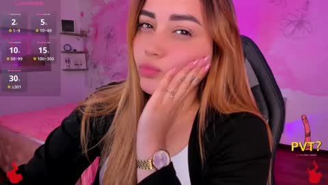 lucia star  online show from March 11, 2025, 8:52 am