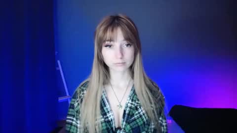 Lucy online show from March 10, 2025, 7:50 pm