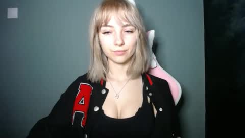 Lucy online show from March 29, 2026, 7:03 pm