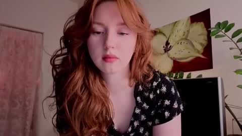 Lucia online show from March 8, 2026, 4:33 pm